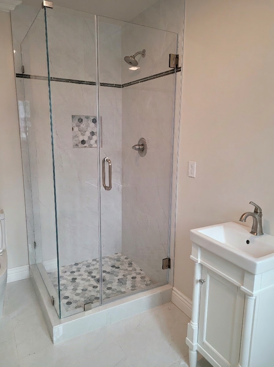 Custom frameless glass shower